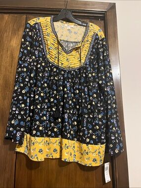 Style & Co. Black Floral Blouse with Yellow Yoke & Hem